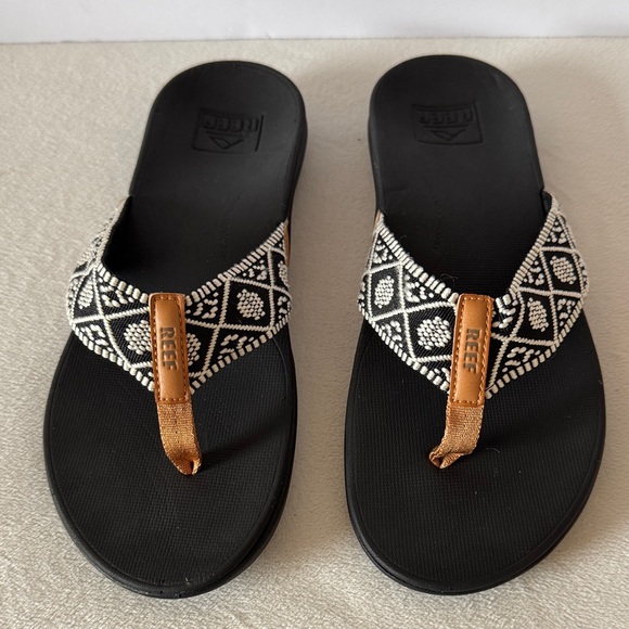 Reef Shoes - Reef flip flops